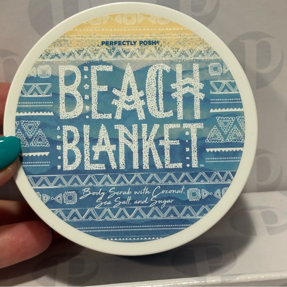 Perfectly Posh Beach Blanket Body Scrub